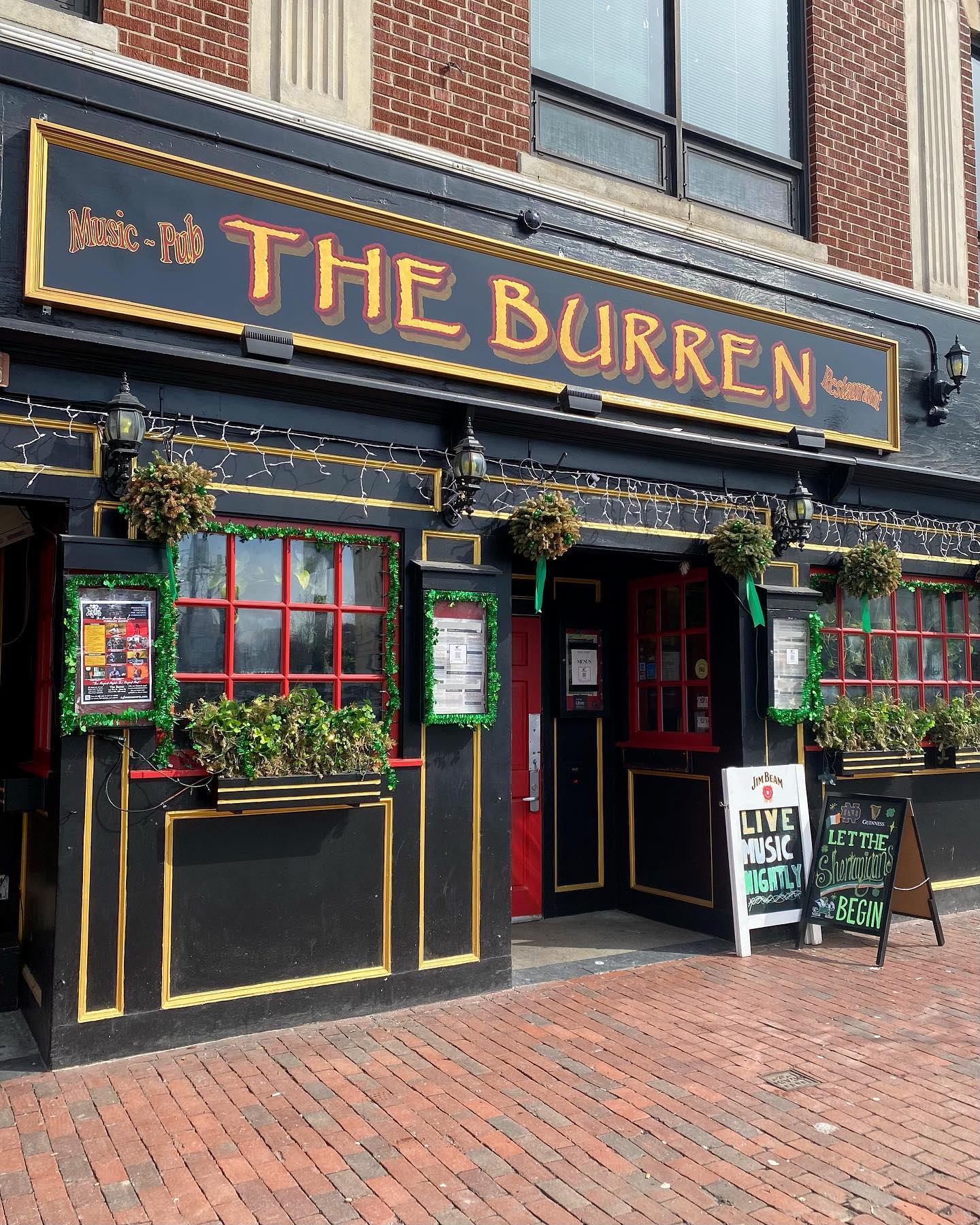 Cambridge's Best Bars for St. Patrick's Day - Sip and Celebrate
